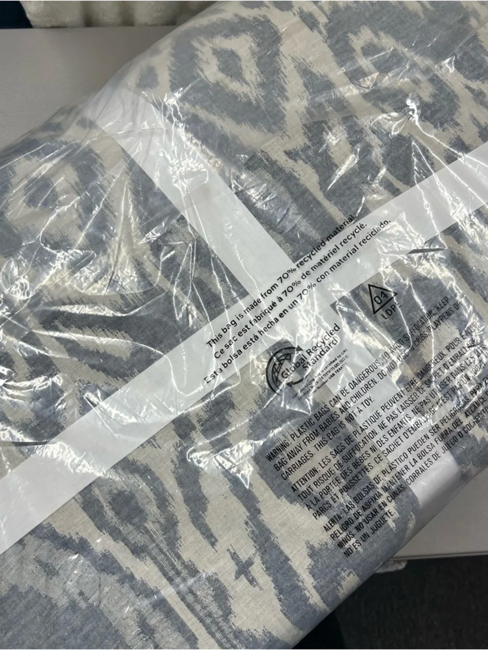 Pottery Barn Ava Ikat Jacquard Comforter Full Queen Chambray Bedding NWT
